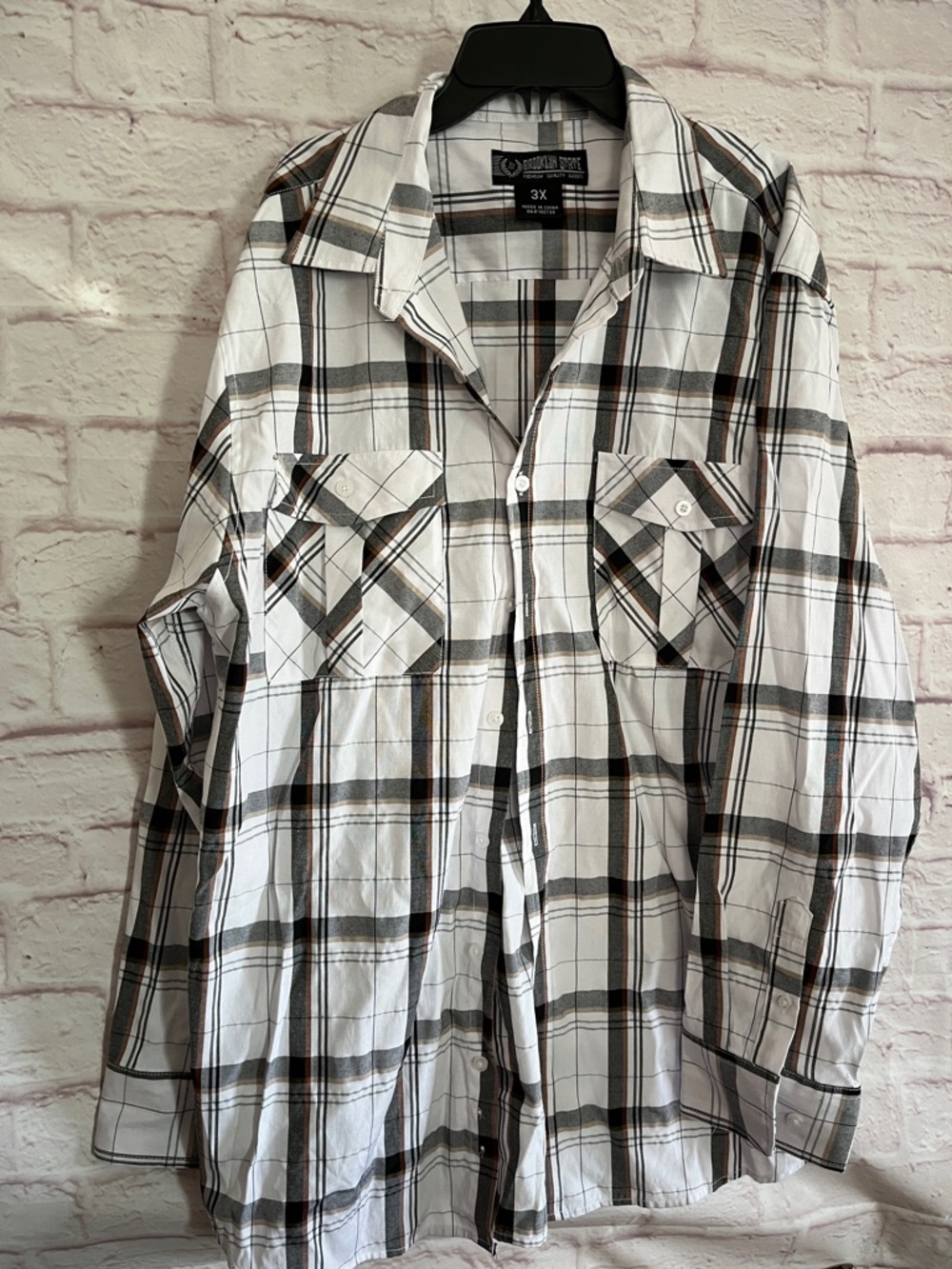 Men’s White Plaid Button-Down Shirt with Black and Brown Accents